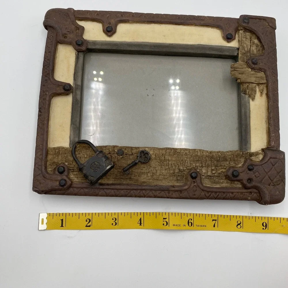 Rustic Steampunk‎ Trunk Photo Frame 5x7 Lock Key Vintage Accent Shelf Decor